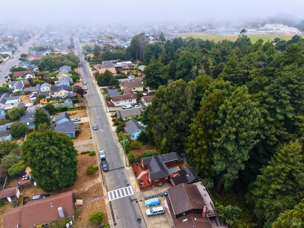 1021 Cedar Street Fort Bragg, CA 95437