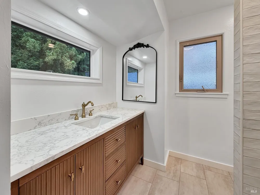 1021 Cedar Street Fort Bragg, CA 95437