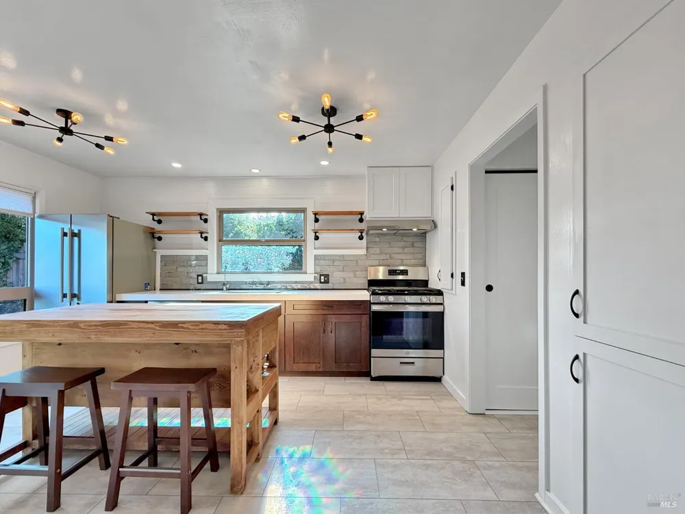 1021 Cedar Street Fort Bragg, CA 95437