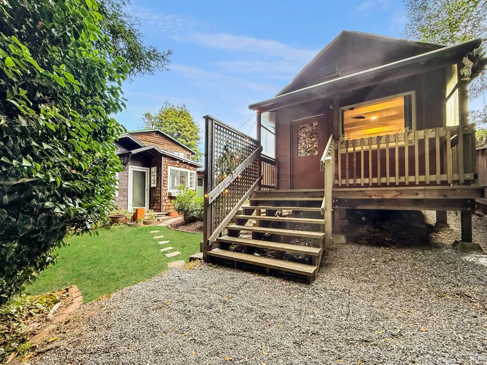 1021 Cedar Street Fort Bragg, CA 95437