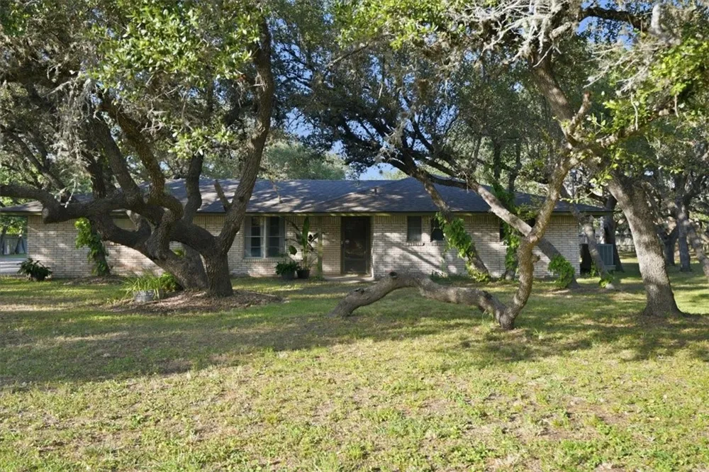 1829 12th Street Ingleside, TX 78362