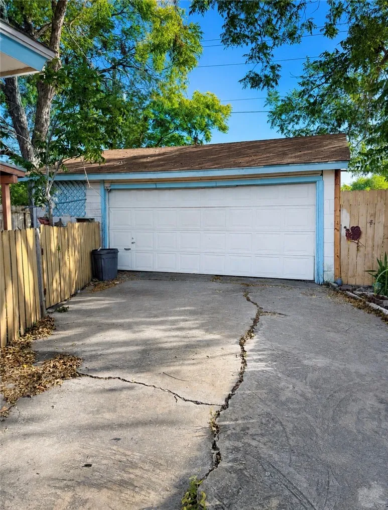 133 Watson Street Corpus Christi, TX 78415