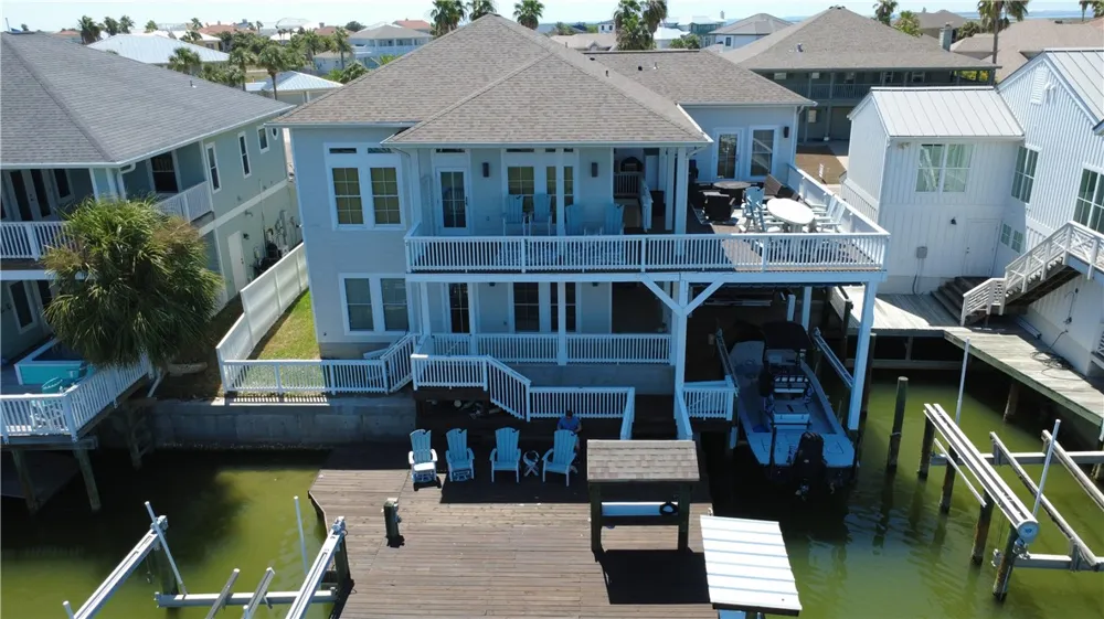 480 Bayside Drive Port Aransas, TX 78373