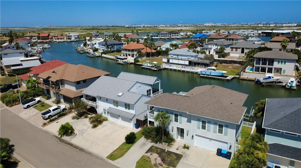 480 Bayside Drive Port Aransas, TX 78373