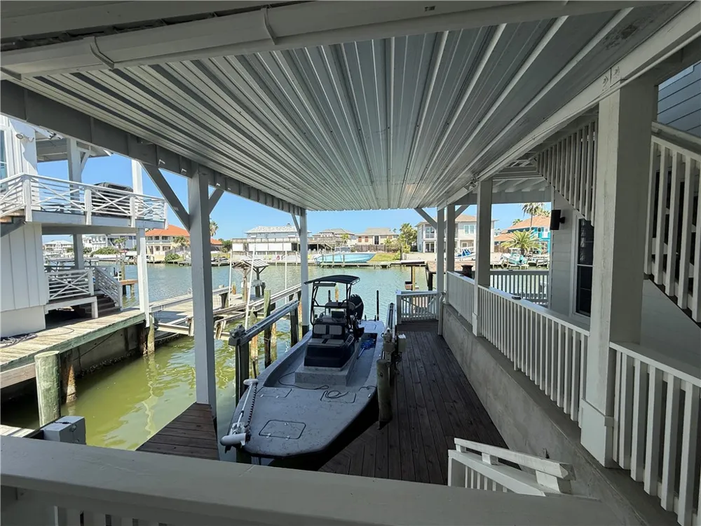 480 Bayside Drive Port Aransas, TX 78373