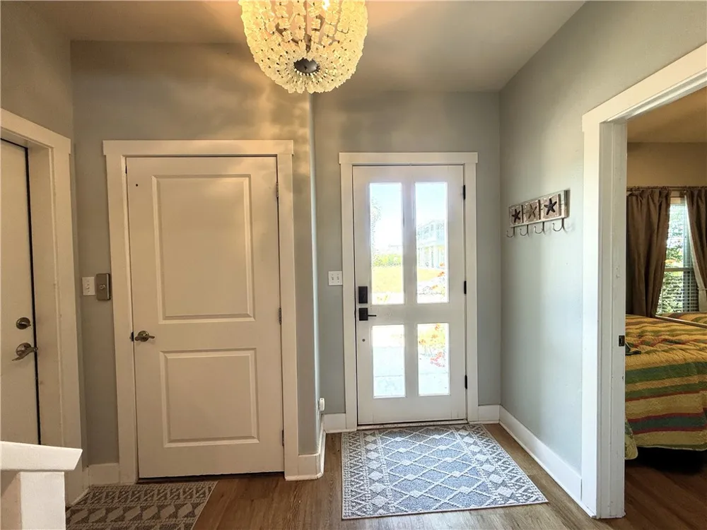 480 Bayside Drive Port Aransas, TX 78373