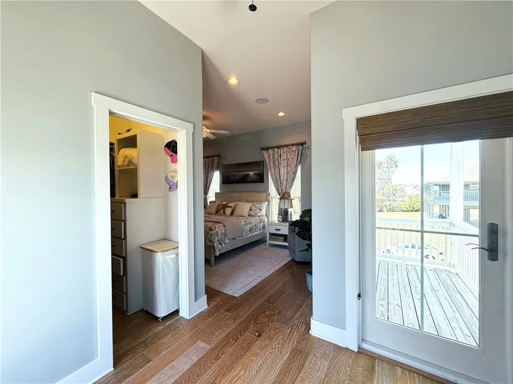 480 Bayside Drive Port Aransas, TX 78373