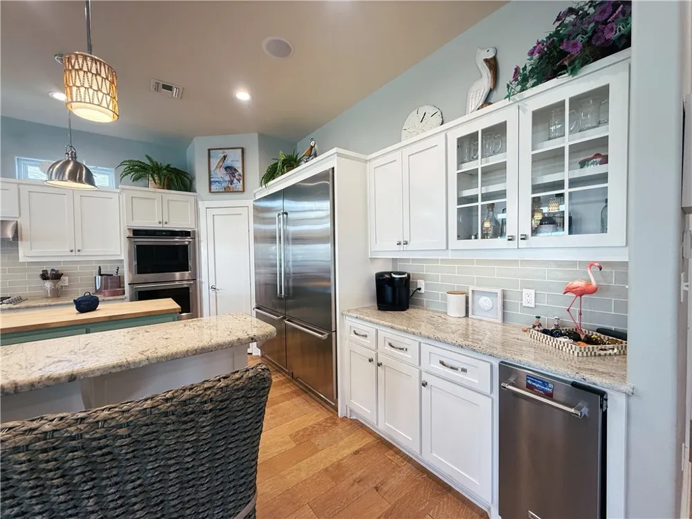 480 Bayside Drive Port Aransas, TX 78373