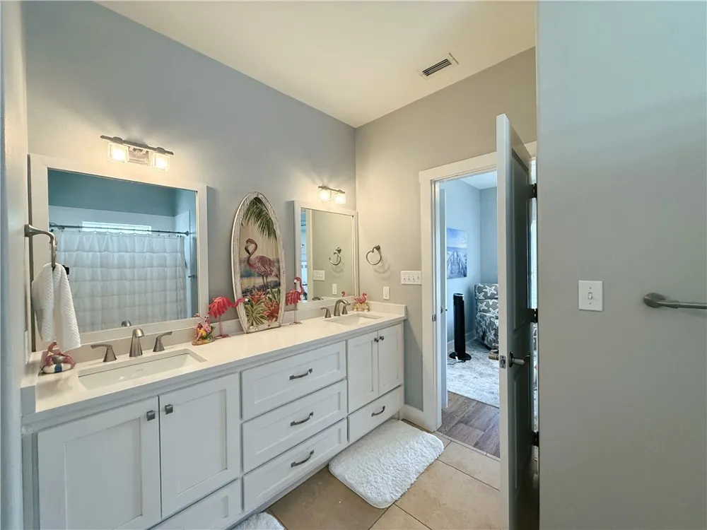 480 Bayside Drive Port Aransas, TX 78373