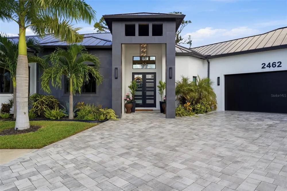 2462 MISSARA LANE Sarasota, FL 34231