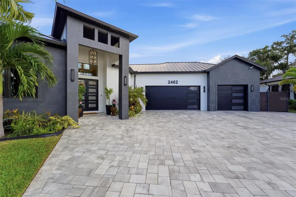 2462 MISSARA LANE Sarasota, FL 34231