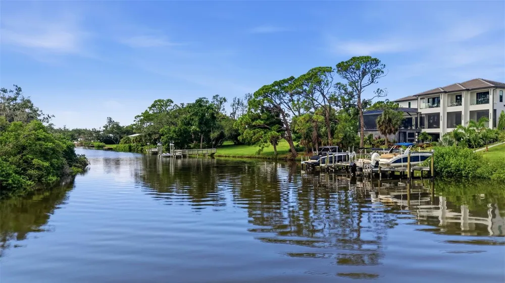 2462 MISSARA LANE Sarasota, FL 34231