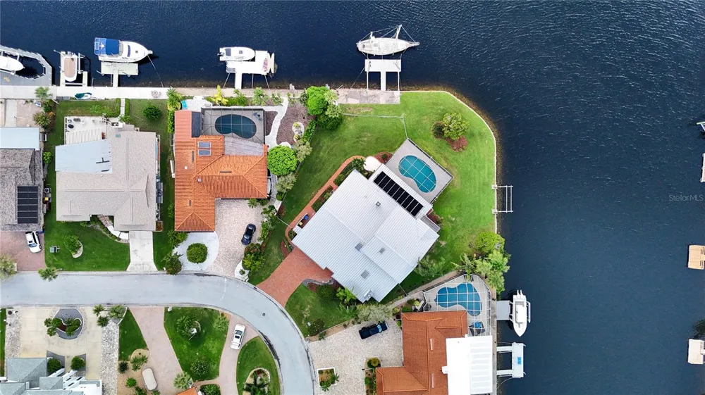 5060 PORPOISE PLACE New Port Richey, FL 34652