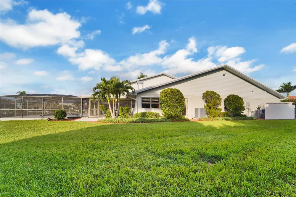 5060 PORPOISE PLACE New Port Richey, FL 34652