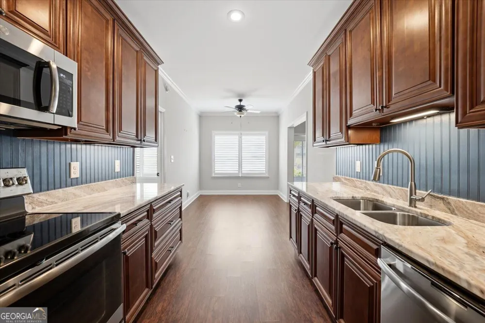 368 Carillon LN Macon, GA 31210