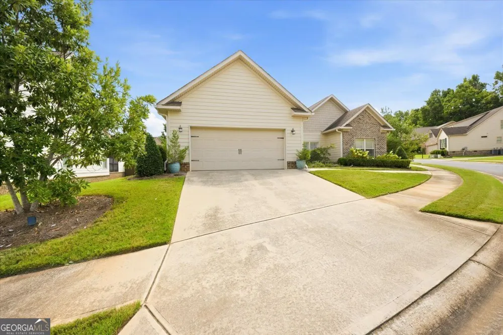 368 Carillon LN Macon, GA 31210