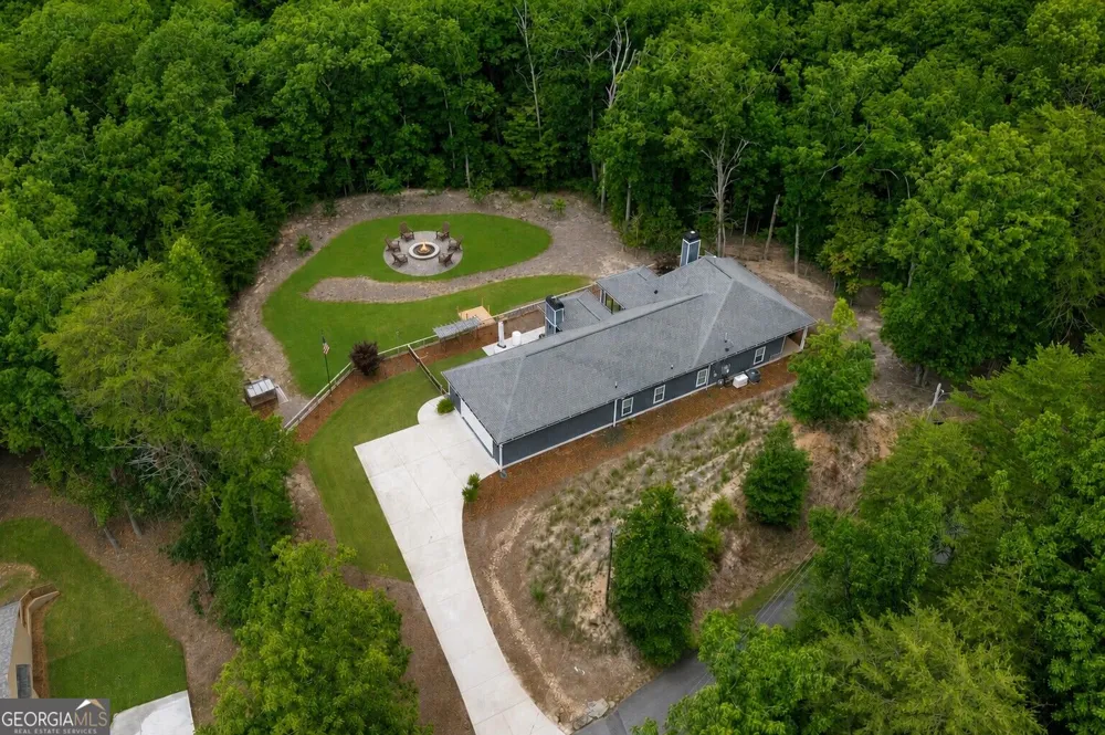 106 Osage CT Waleska, GA 30183