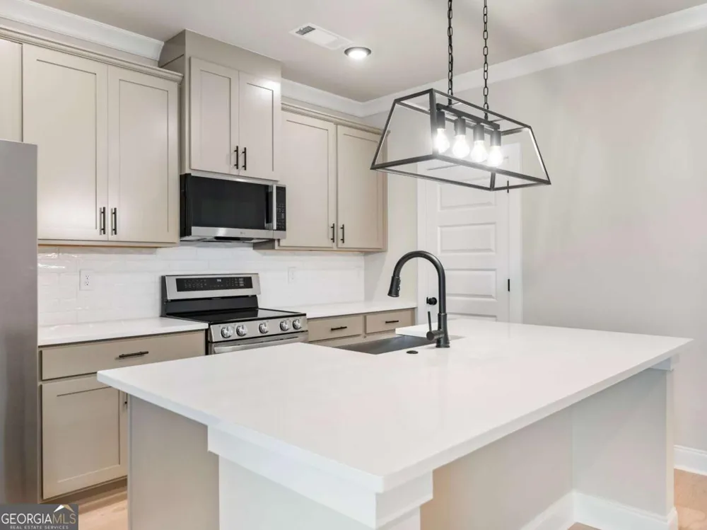 105 Grand Highlands LN Winder, GA 30680