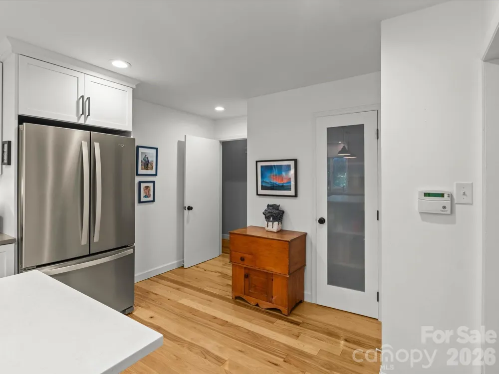 110 Aurora Drive Asheville, NC 28805