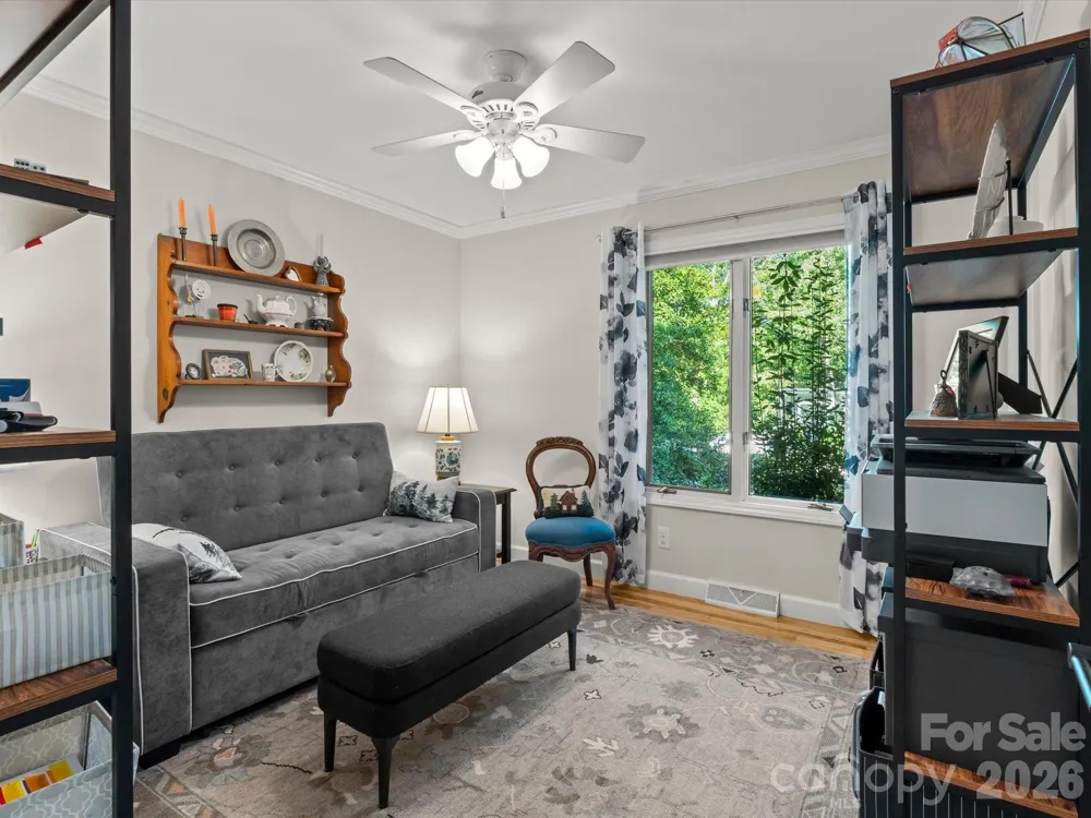 110 Aurora Drive Asheville, NC 28805