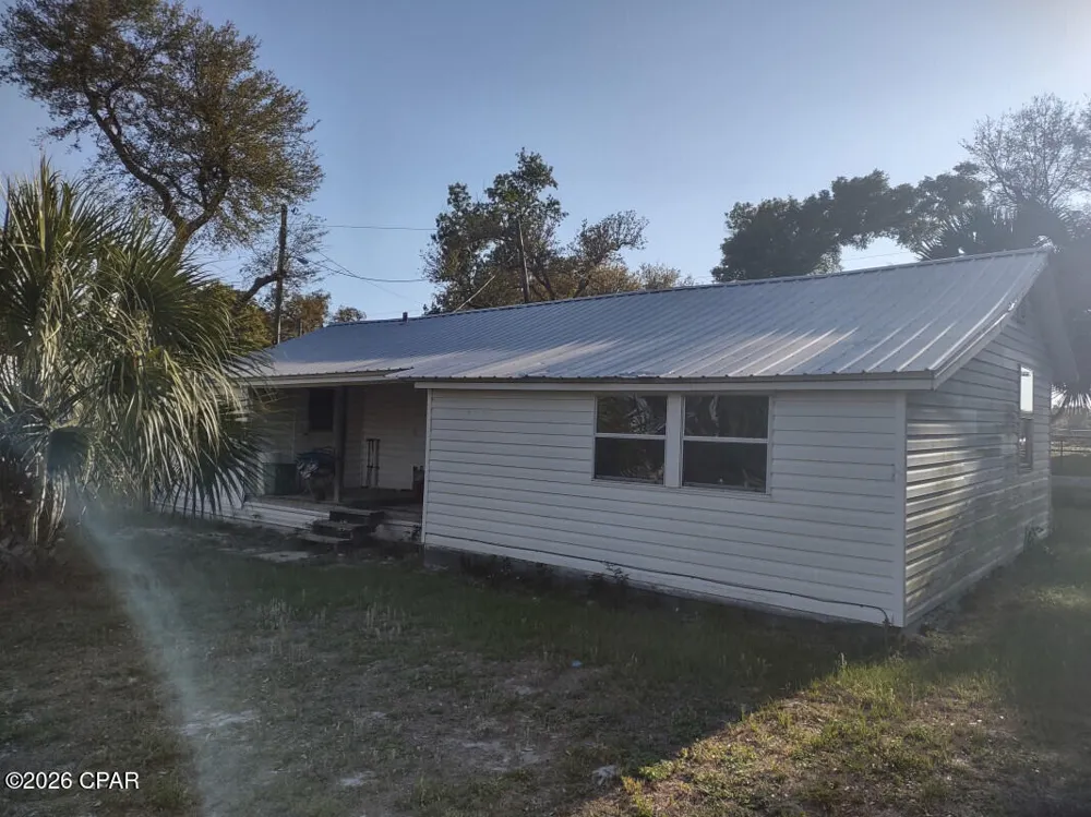 1035 E Park Street Panama City, FL 32404
