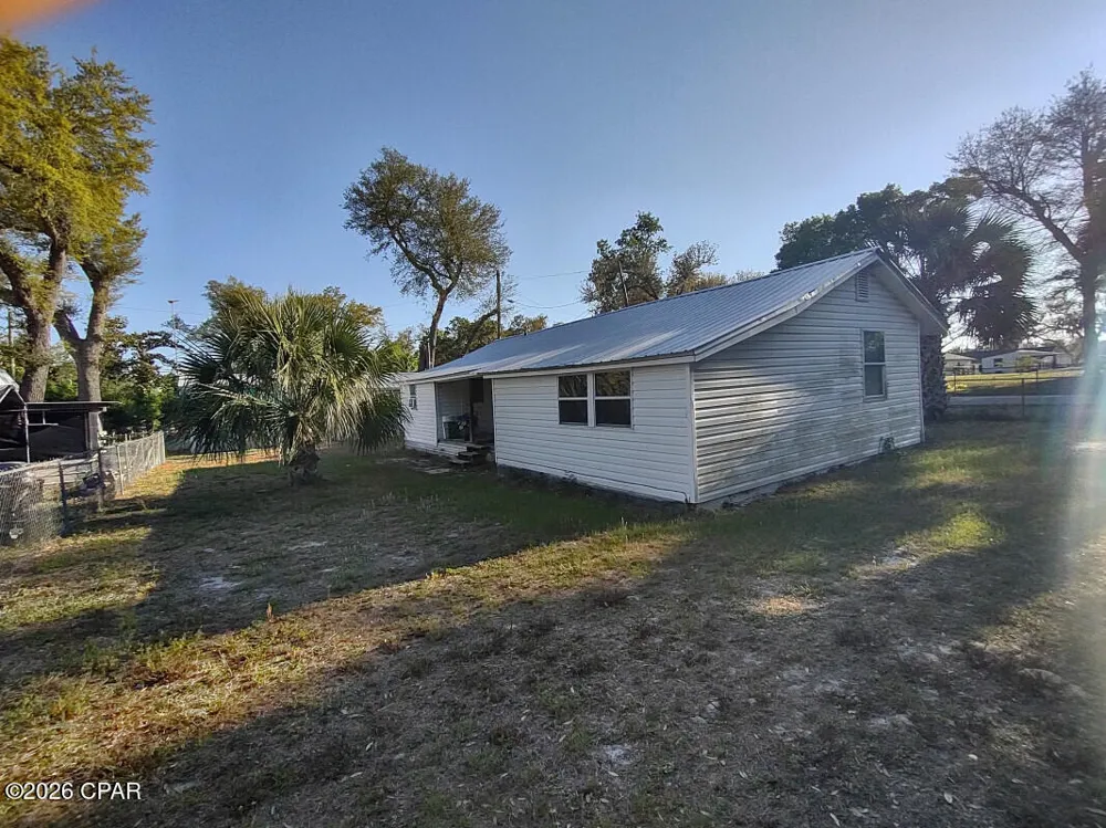 1035 E Park Street Panama City, FL 32404