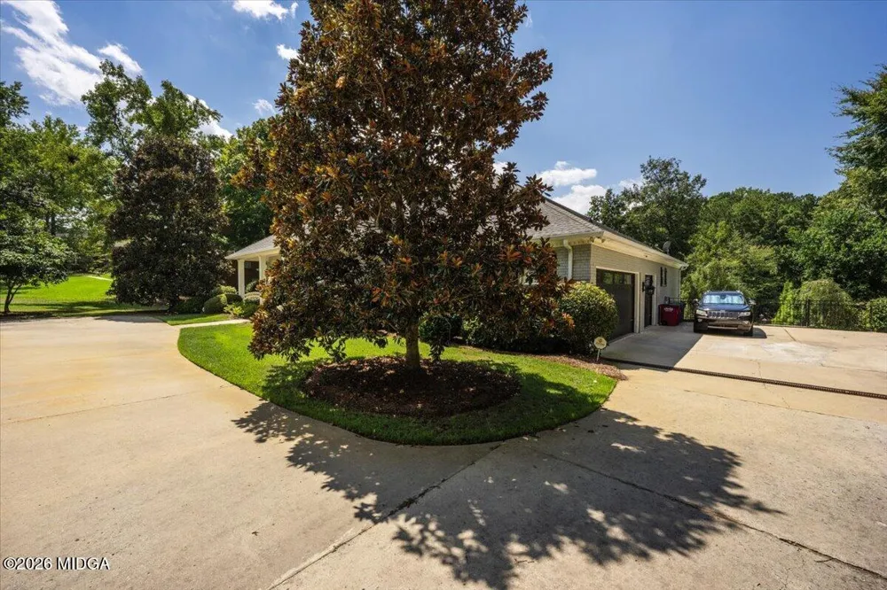 117 Lake Pointe Drive Macon, GA 31210