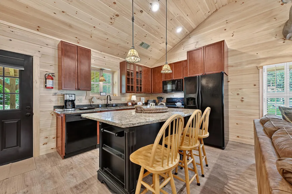 265 E Tennessee Avenue McCaysville, GA 30555
