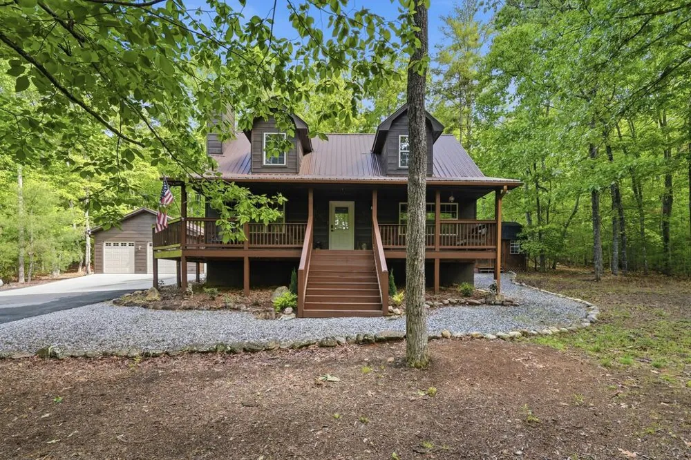 2283 Rocky Top Road Blairsville, GA 30512