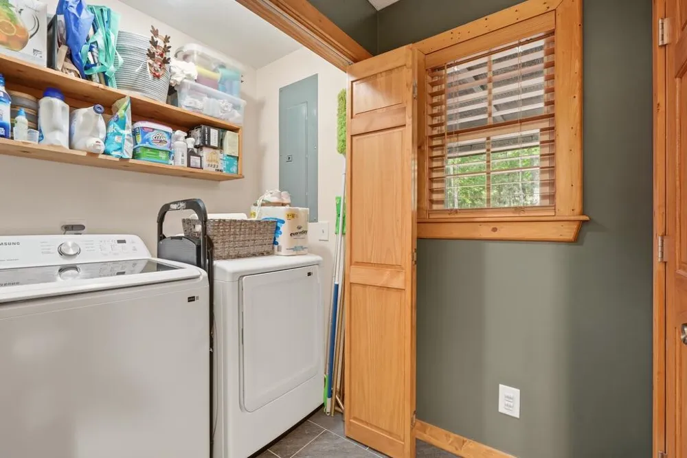 2283 Rocky Top Road Blairsville, GA 30512