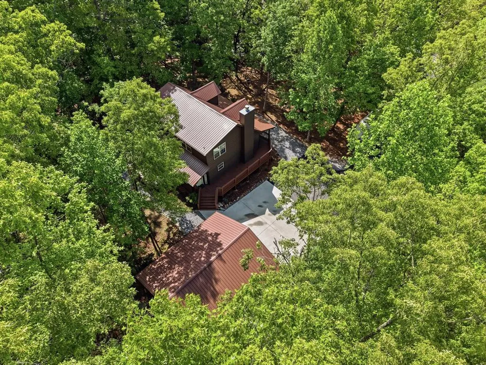 2283 Rocky Top Road Blairsville, GA 30512