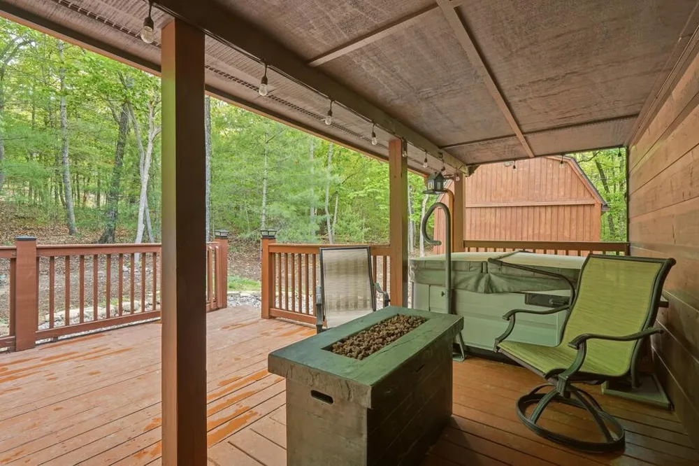 2283 Rocky Top Road Blairsville, GA 30512