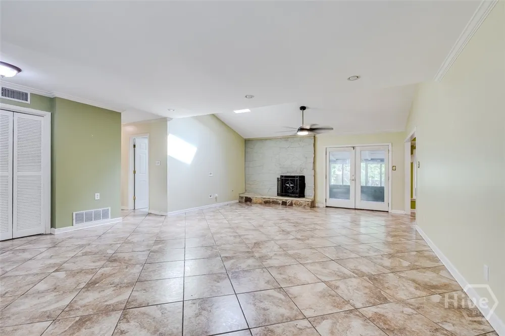 1810 Stillwood Drive Savannah, GA 31419