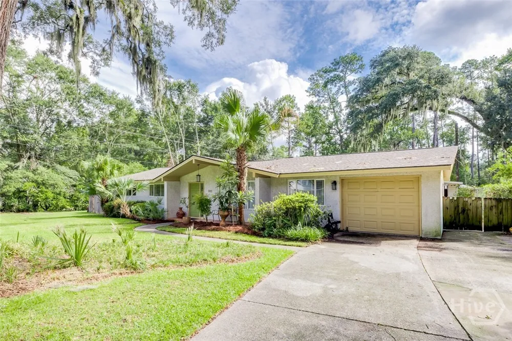 1810 Stillwood Drive Savannah, GA 31419