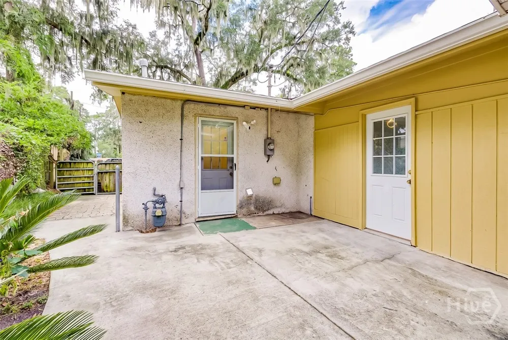 1810 Stillwood Drive Savannah, GA 31419