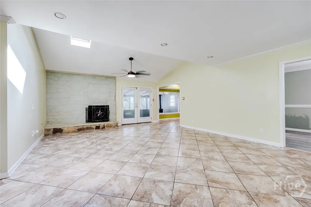 1810 Stillwood Drive Savannah, GA 31419