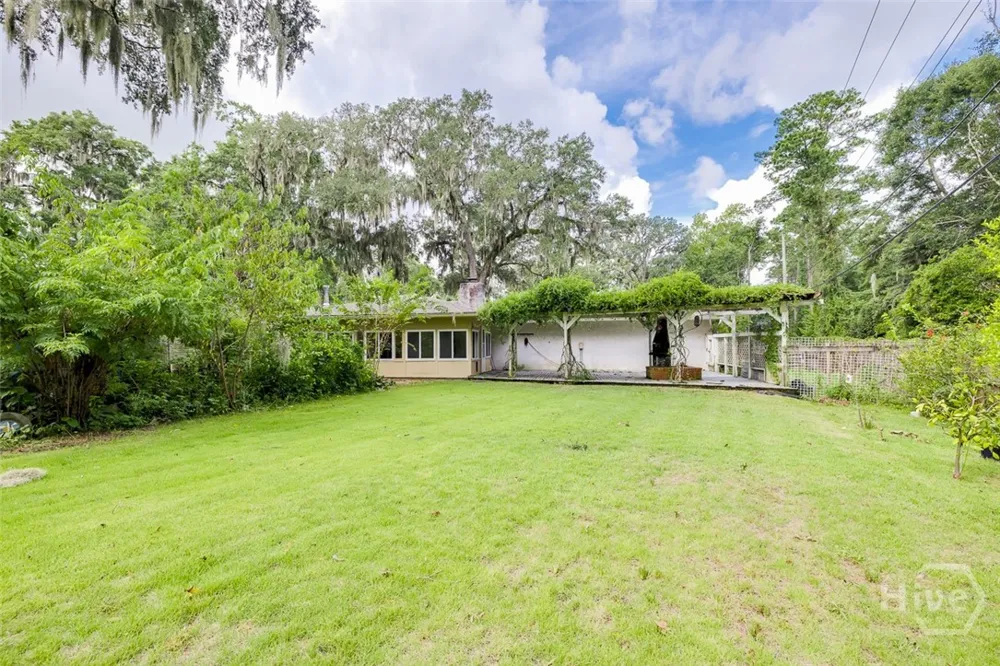 1810 Stillwood Drive Savannah, GA 31419