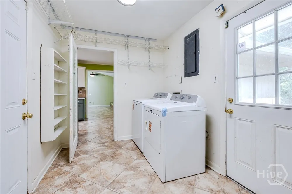 1810 Stillwood Drive Savannah, GA 31419