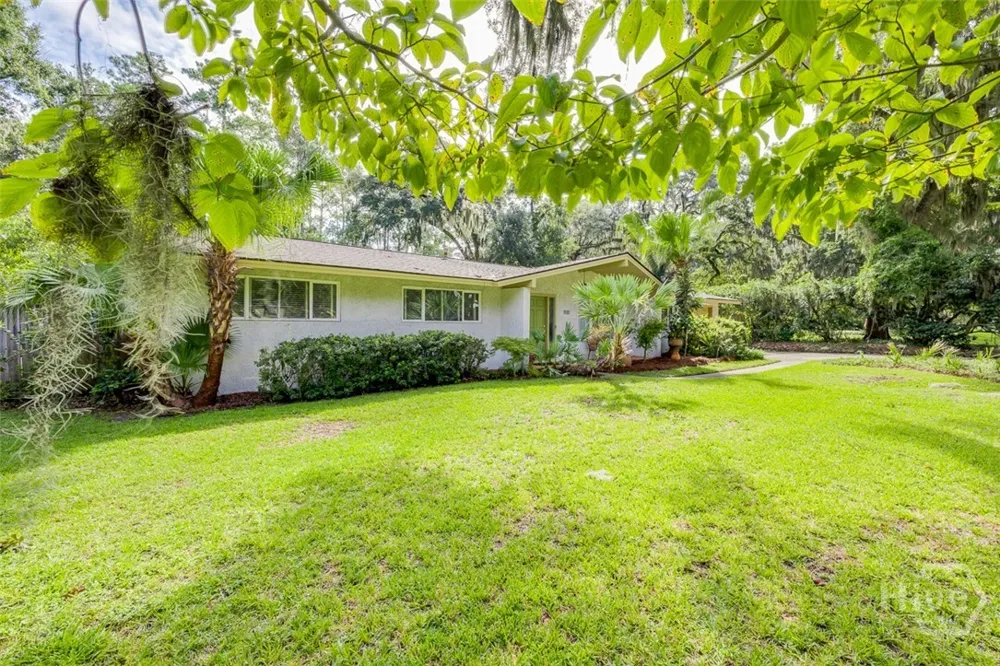 1810 Stillwood Drive Savannah, GA 31419
