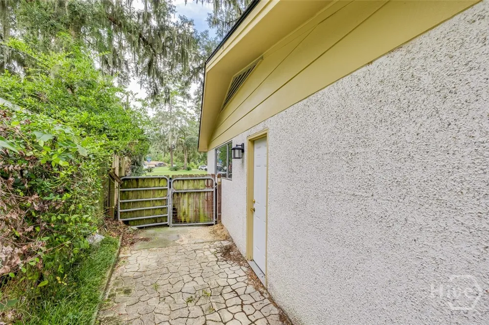 1810 Stillwood Drive Savannah, GA 31419