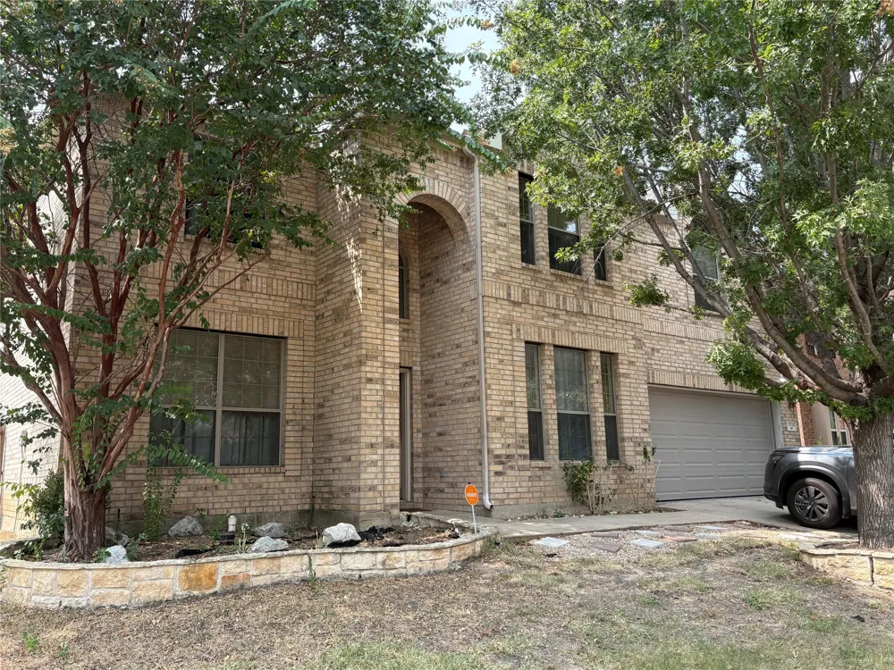 1316 Pheasant Run Trail Fort Worth, TX 76131