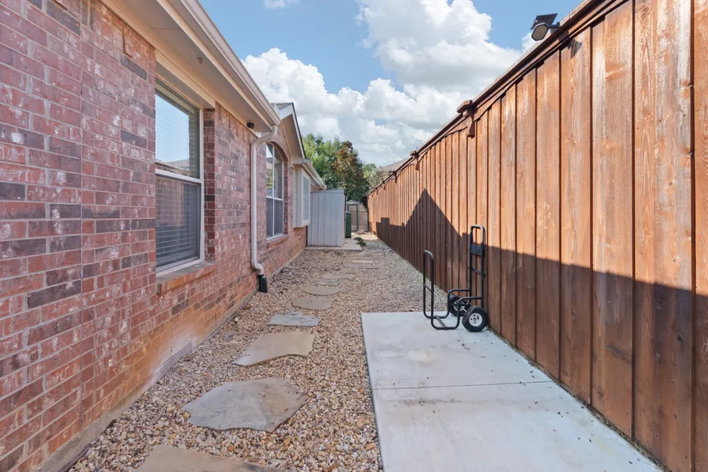 3409 Ballard Drive Grapevine, TX 76092