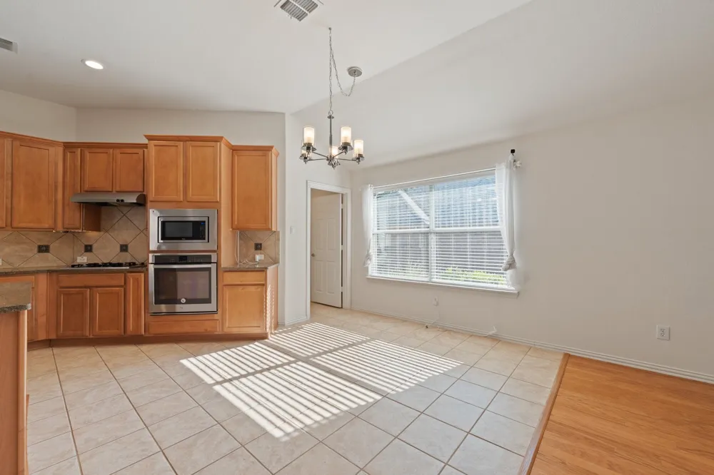 3409 Ballard Drive Grapevine, TX 76092