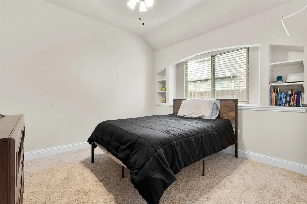 460 Country Meadows Boulevard Waxahachie, TX 75165