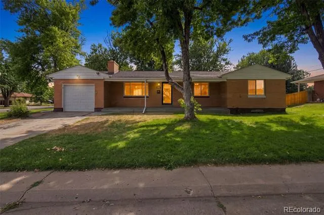 3250 Santa Anita Drive Englewood, CO 80110