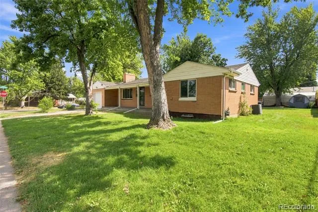 3250 Santa Anita Drive Englewood, CO 80110