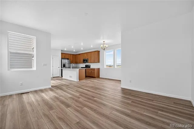 28455 E 3rd Avenue Watkins, CO 80137