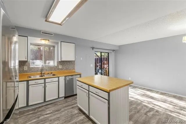 2371 Washo Circle Colorado Springs, CO 80915