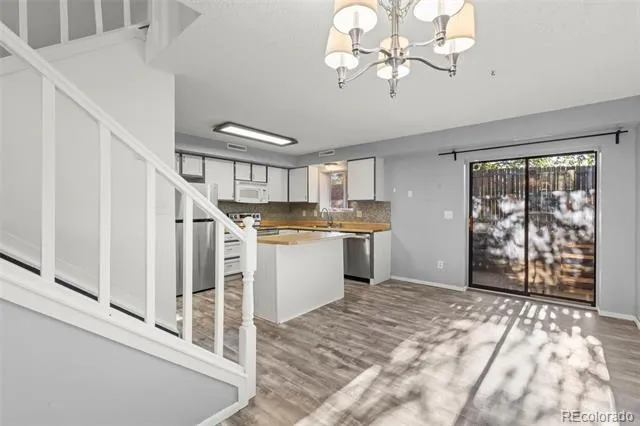 2371 Washo Circle Colorado Springs, CO 80915