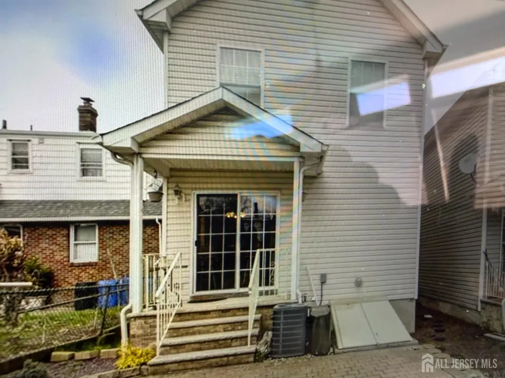 339 Jeffries Street Perth Amboy, NJ 08861